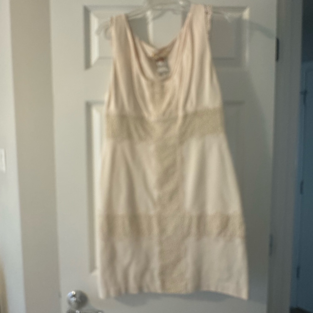 Beautiful Yoana Baraschi dress